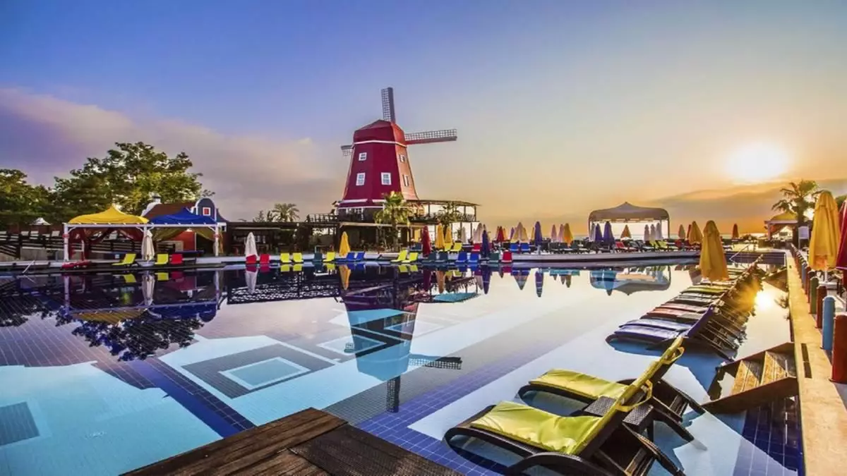 اورنج کانتی کمر آنتالیا